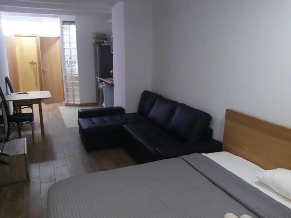Apartment Spacious Doubleroom Apartment At Sants Barcelona