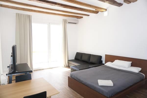 Apartment Spacious Doubleroom Apartment At Sants *